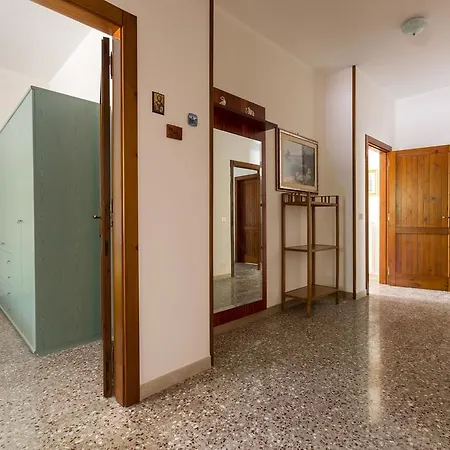 Villa Carol Maglie